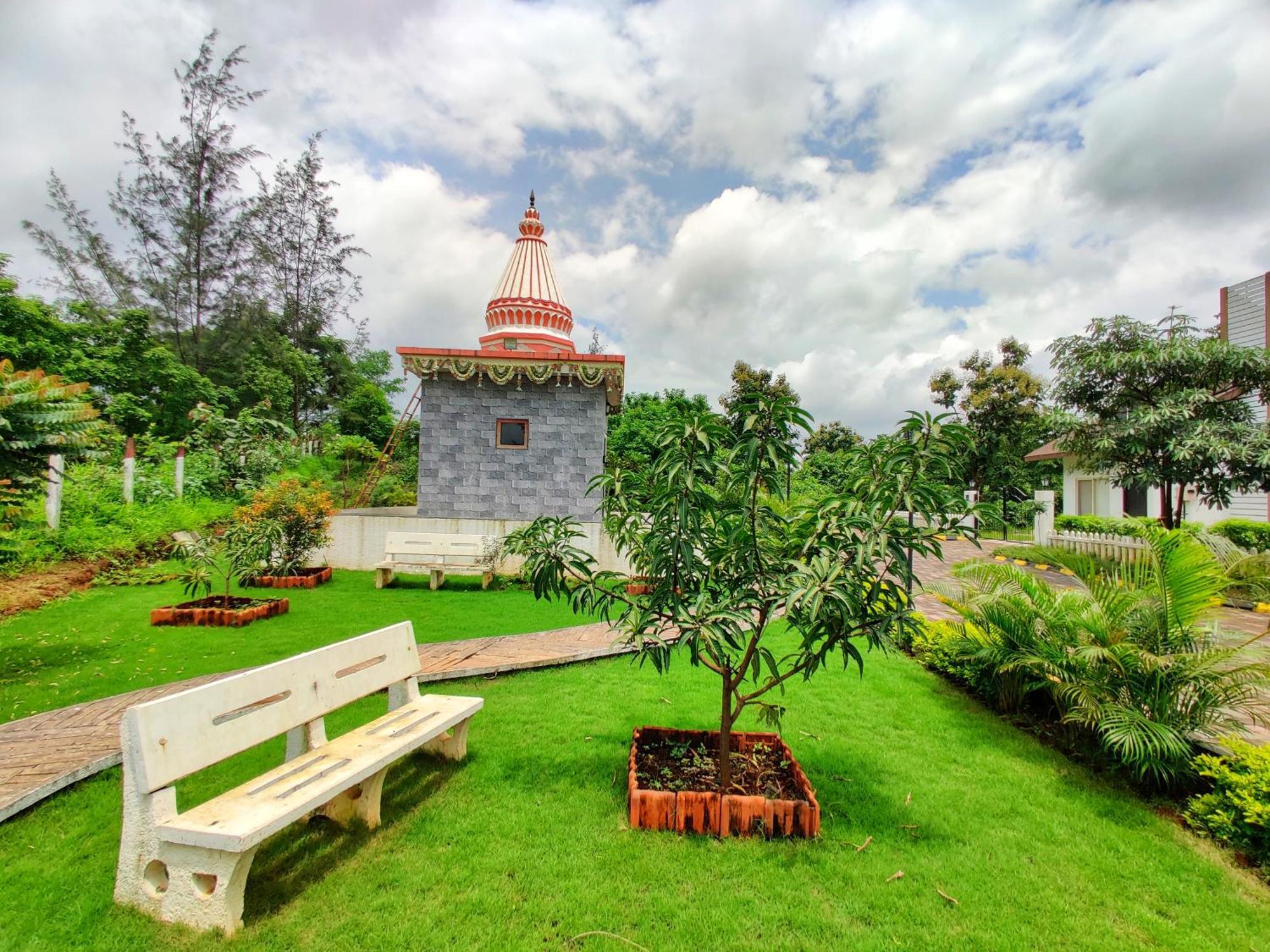 Pushpam Sanskruti Resort Karjat - A Pure Veg Resort Dhamni Экстерьер фото